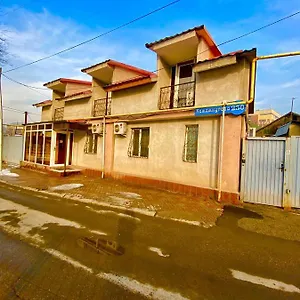 Esentai 旅馆
